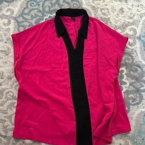 🌸 4/$40 🌸  Chic Pink and Black Blouse